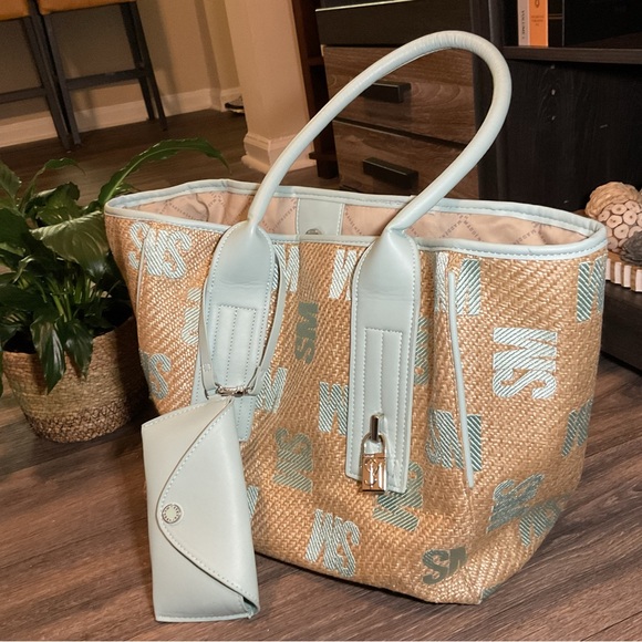 Steve Madden Tan and Light Blue Tote Bag - Picture 3 of 6